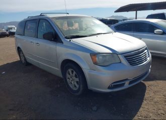 12 TOWN & COUNTRY (386341)
