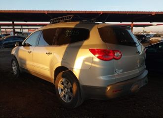 12 TRAVERSE (254095)